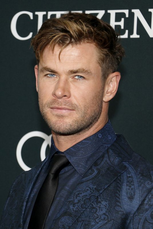 Chris Hemsworth in an Etro paisley suit