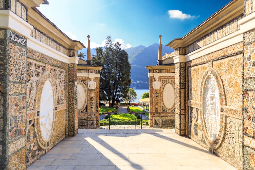 Villa d'Este courtyard