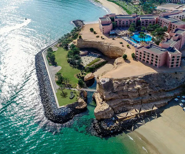 5 лучших отелей класса люкс в Омане