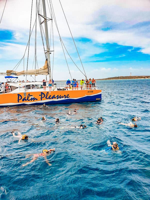 Snorkelling in Aruba