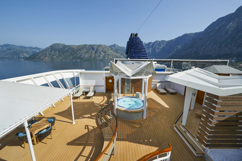 Three Bedroom Garden Villa - самые роскошные сьюты на круизных лайнерах