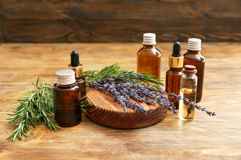 Fragrant natural essential oils