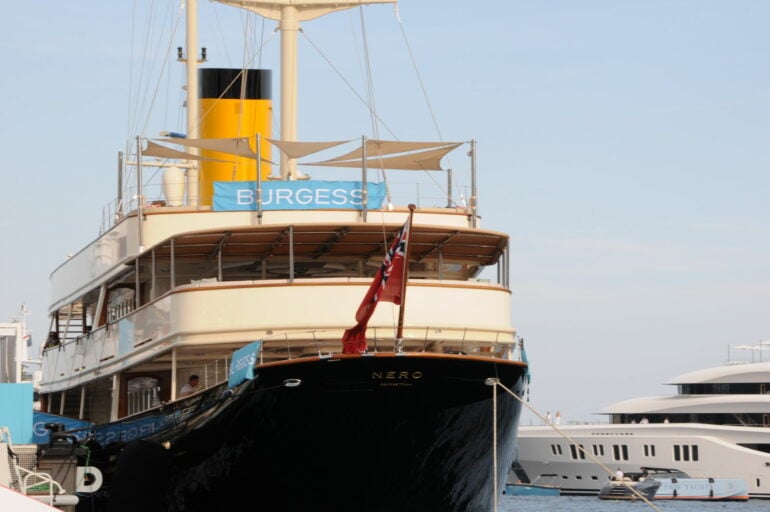 Вот 10 самых больших суперяхт, представленных на Monaco Yacht Show 2023