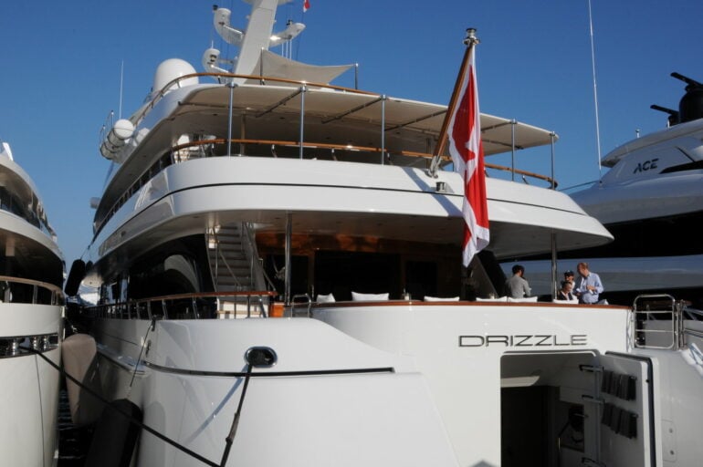 Вот 10 самых больших суперяхт, представленных на Monaco Yacht Show 2023