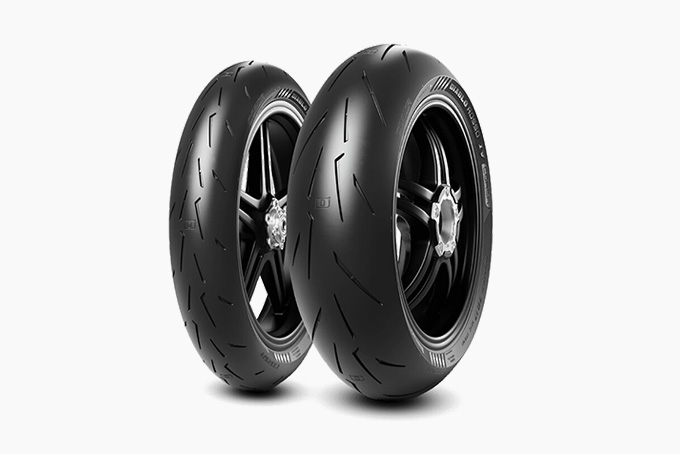 Шины Pirelli Diablo Rosso IV Corsa