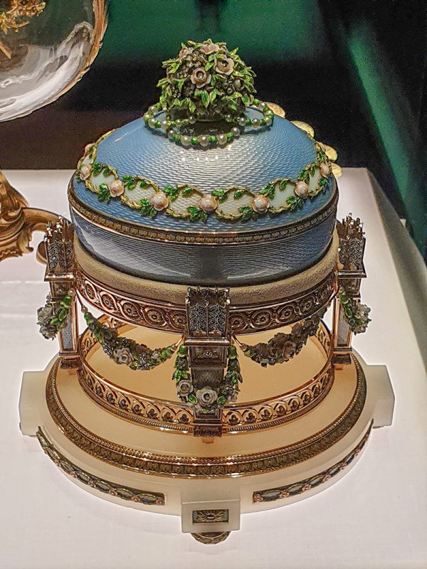 The Cradle with Garlands Fabergé egg
