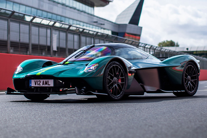 Aston Martin Valkyrie F 12 23