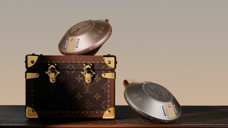 Представляем динамик LV Nanogram! Роскошь сочетается с музыкой в новейшем технологическом чуде Louis Vuitton.