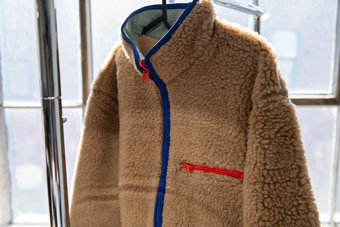 Woolrich Reversible Curly Fleece in Sherpa and Taslan nylon F 2 24 3