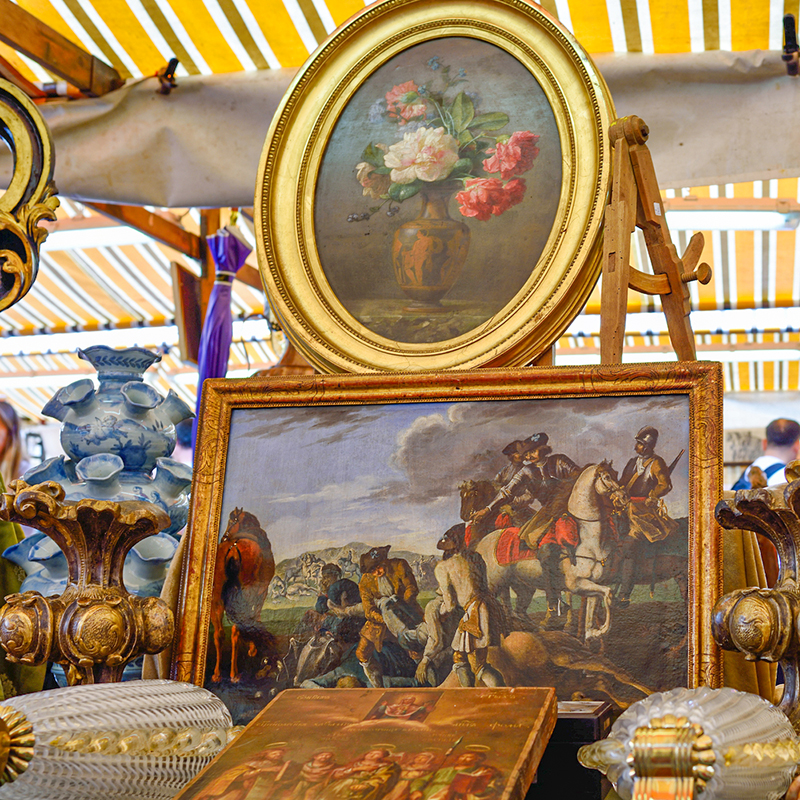 Venice Campo San Maurizio flea market