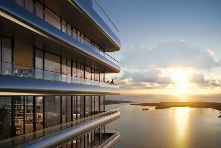 На высоте 67 этажей в Майами появится первая в США жилая башня Mercedes-Benz.