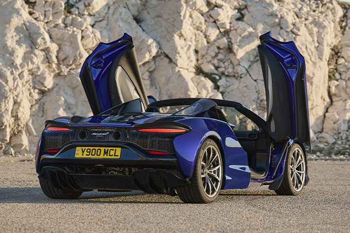 2025 McLaren Artura Spider 1