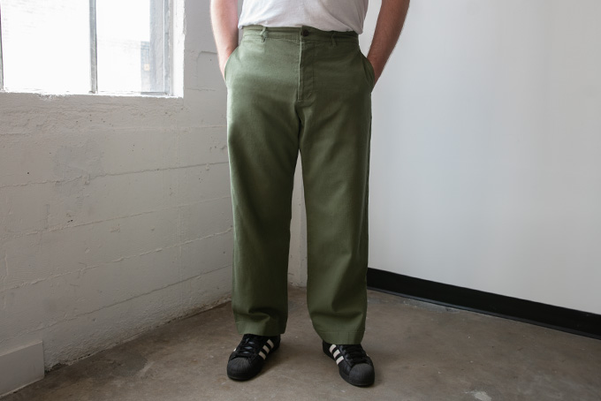 Todd Snyder Japanese Relaxed Fit Selvedge Chino in Olive F 3 24 1