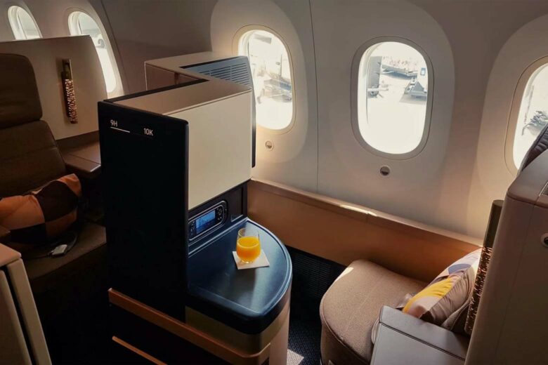 best business class airlines etihad airways business studios - Luxe Digital