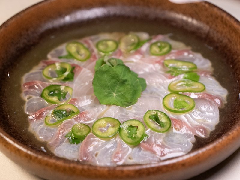 Seabream tartare