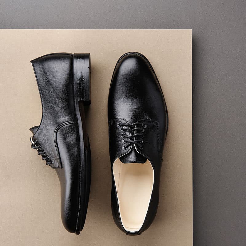 Men's black leather Derby shoes