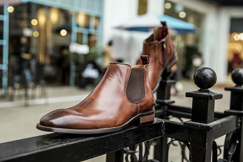 Men's tan leather Chelsea boots