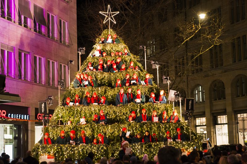 Zurich Singing Christmas Tree with live singers