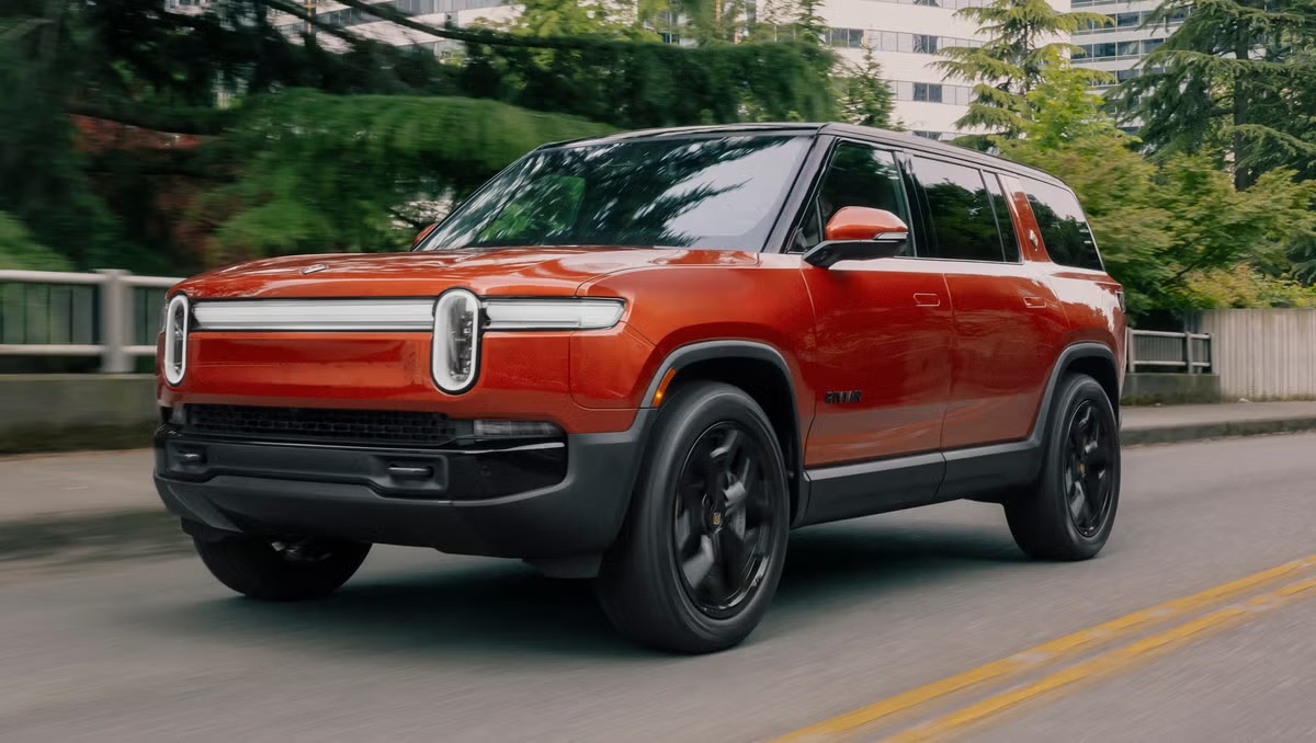 Rivian R1S