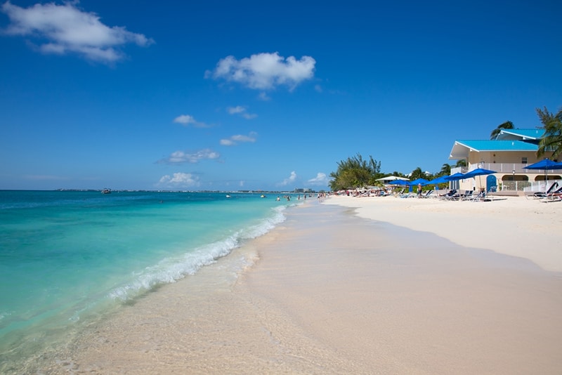 Seven Mile beach on Grand Cayman - luxury family destinations