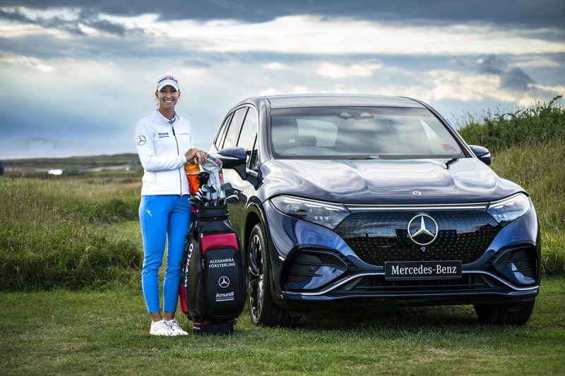 Golfing champion Lydia Ko and Mercedes‑Benz EQE SUV