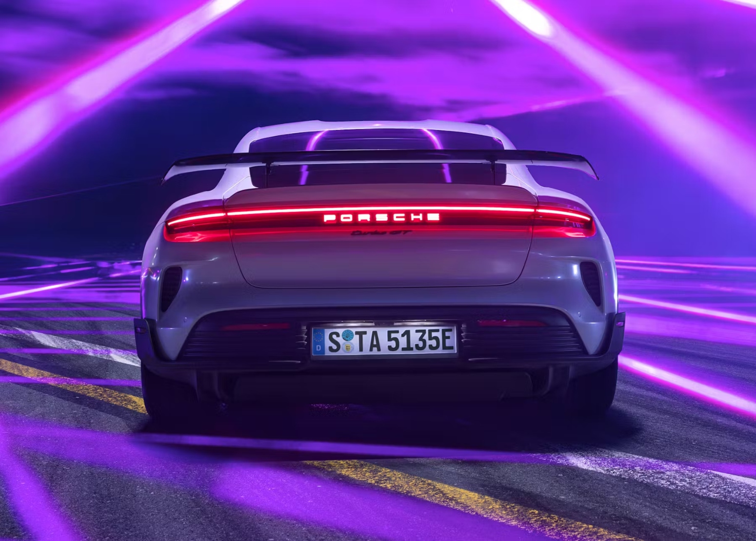 8 полностью электрических роскошных автомобилей 2025 года